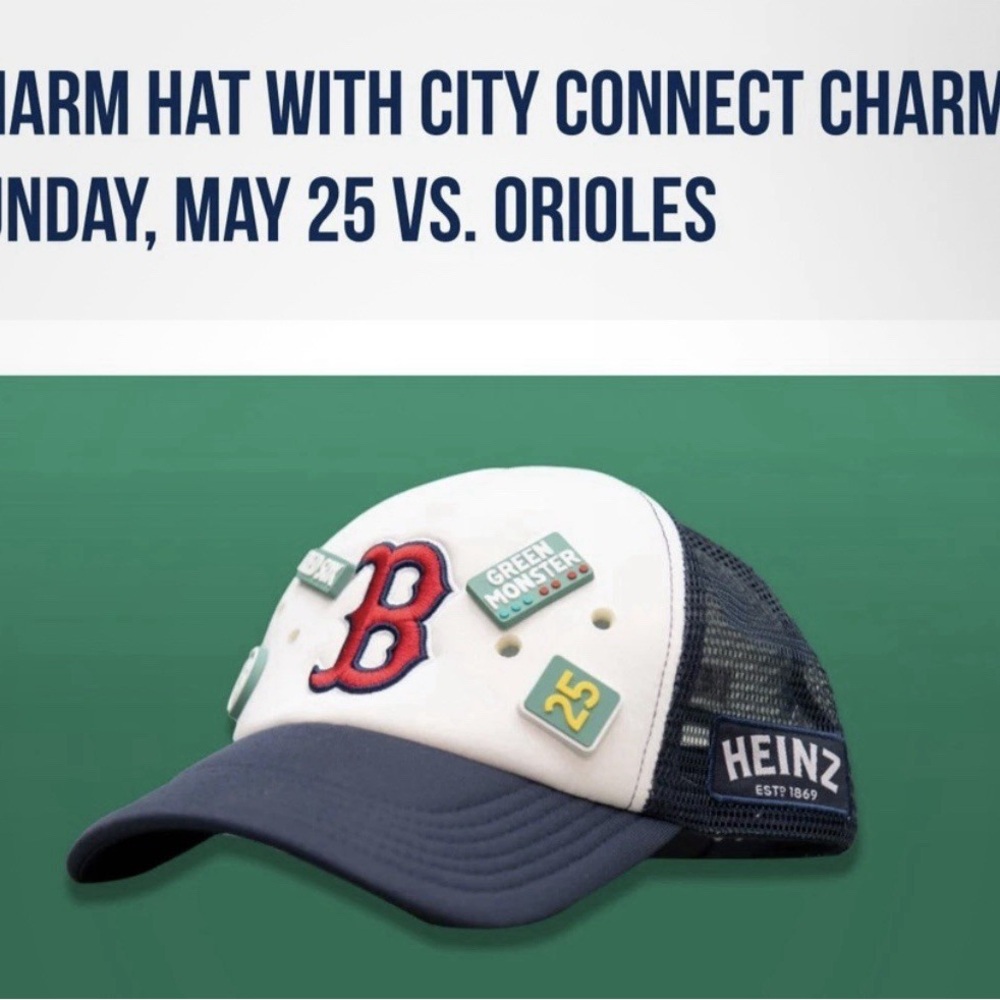 BOSTON RED SOX City Connect "FENWAY GREENS" Snapback Charm Hat NEW